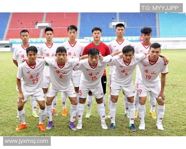 广州足球队荣登足球灵活性排行榜第二名引发广泛关注与讨论